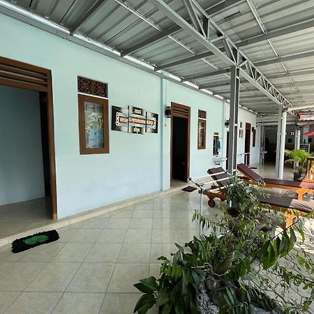 Capital O 92615 Villa Utama D'Alas Purwo Ringinpintu Exterior foto